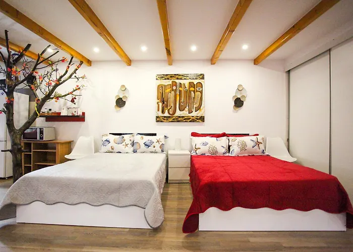 Homestay Madi - Close To