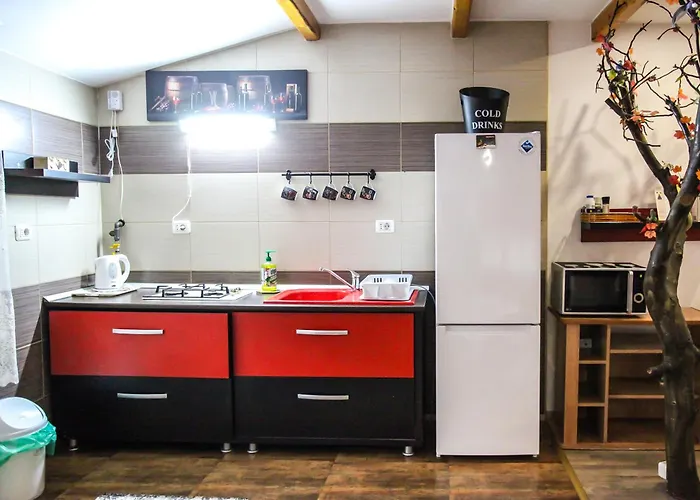 Madi - Close To Séjour chez l'habitant